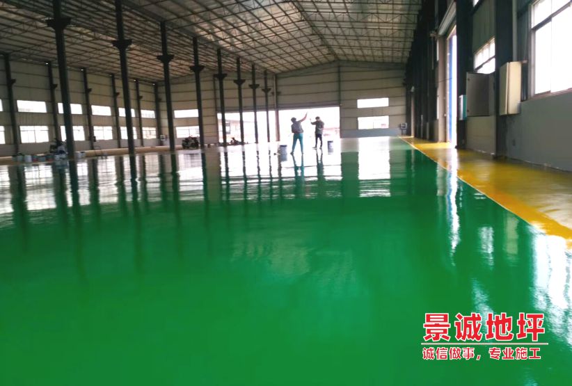 环氧地坪如何不起泡、开裂?